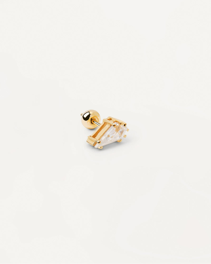Gold-plated ear piercing with drop shaped white zirconia