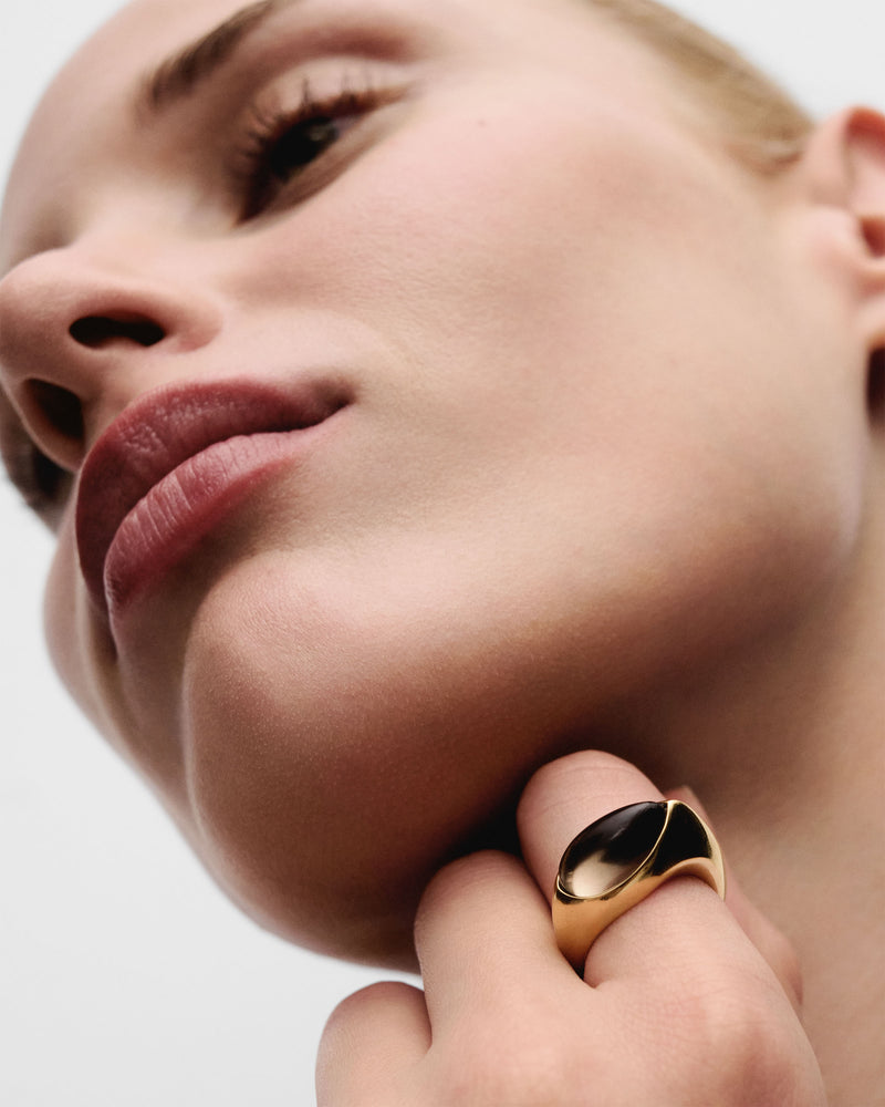 Luna Siegelring mit Rauchquarz - 
  
    Natürlicher Edelstein / 18K Vergoldet
  
