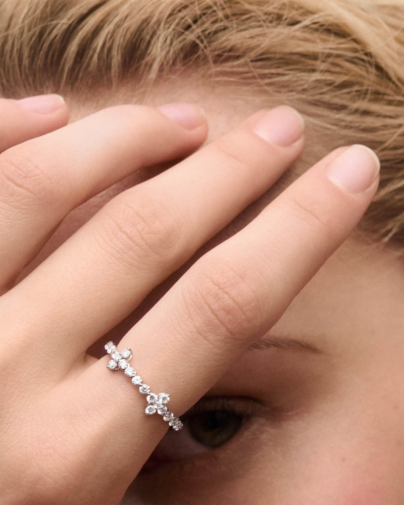 Bague Maggie Cascade en diamants et or blanc - 
  
    Diamant - Lab-grown / Or Blanc 18K
  
