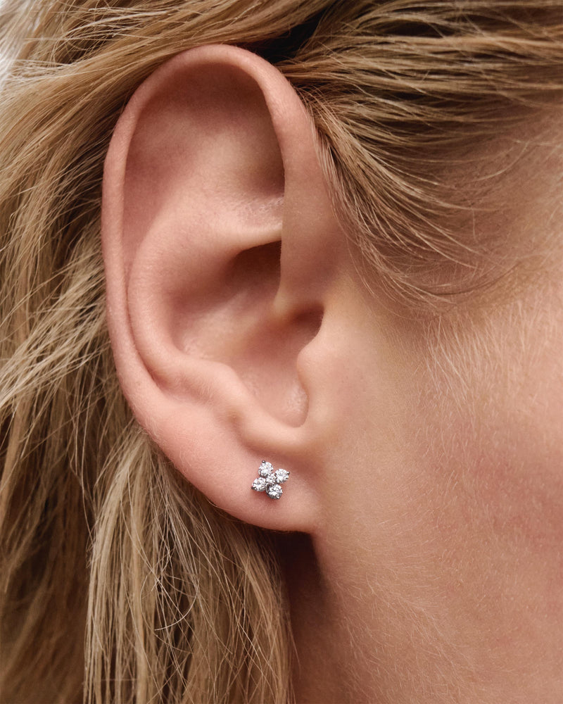 Orecchino singolo Maggie in diamanti e oro bianco - 
  
    Diamante - Lab-grown / Oro Bianco 18K
  
