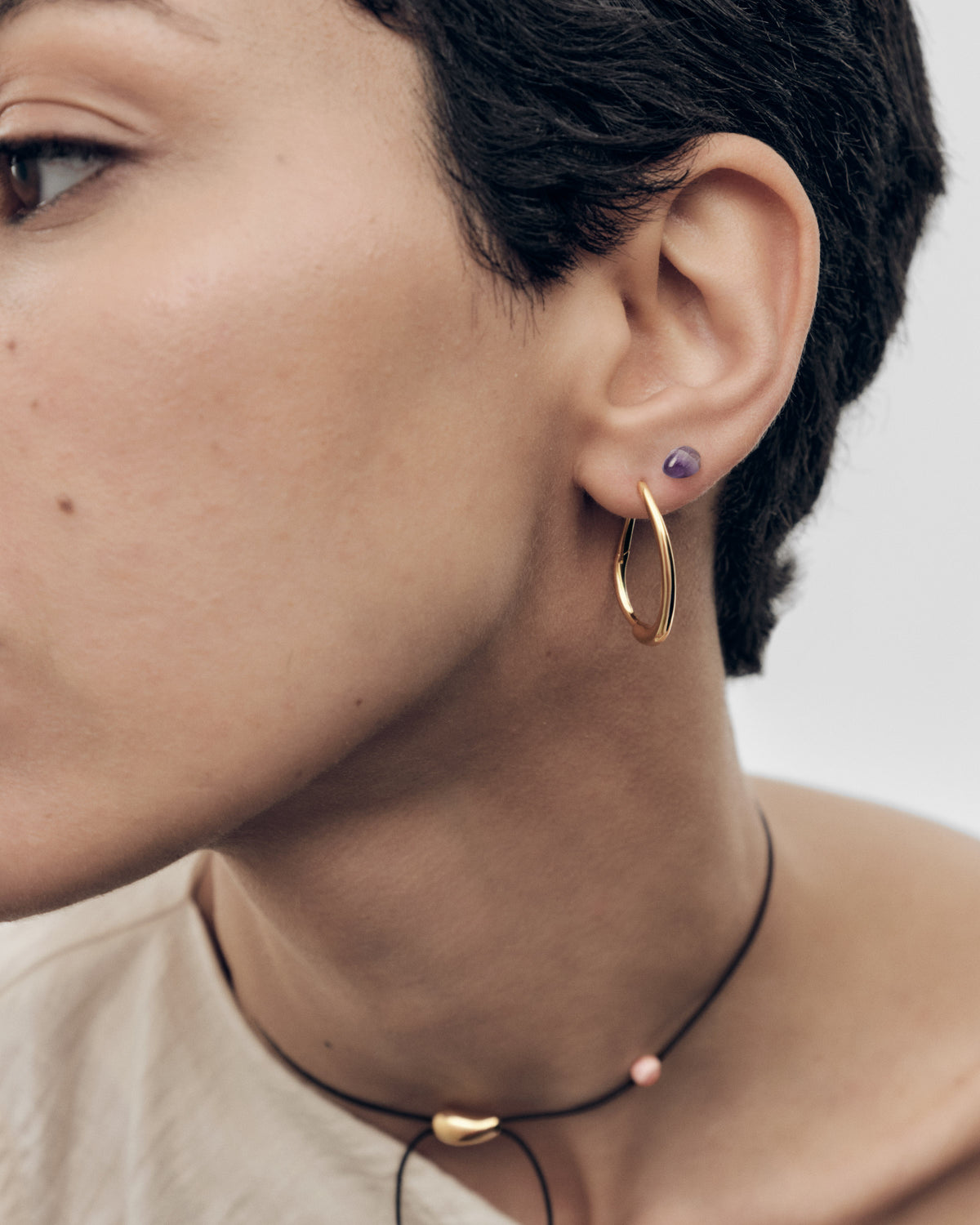 Amethyst Gravity piercing ohrringe - Natürlicher Edelstein / 18K Vergoldet