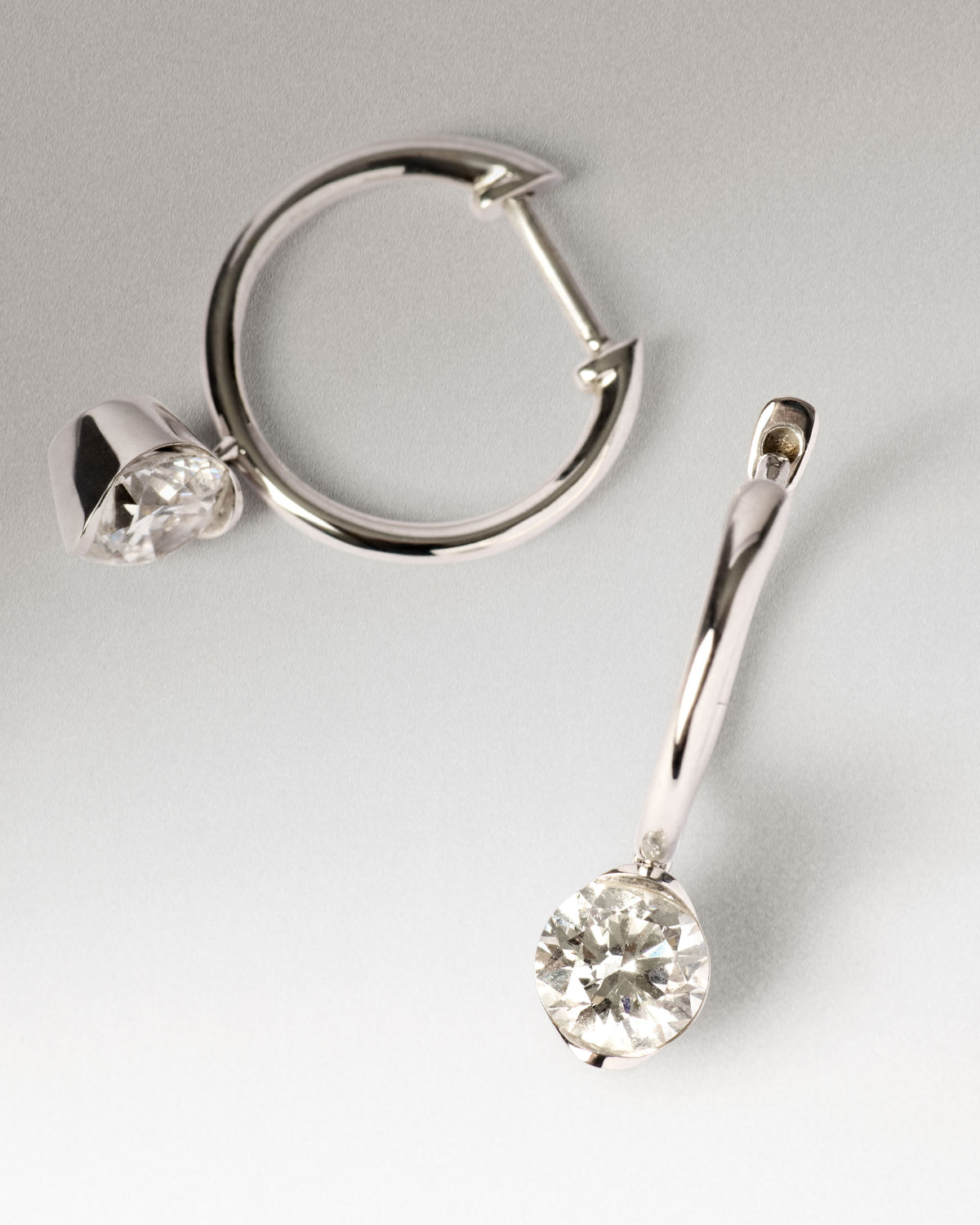 Diamond and white gold Grace hoops - Diamonds / 18K White Gold
