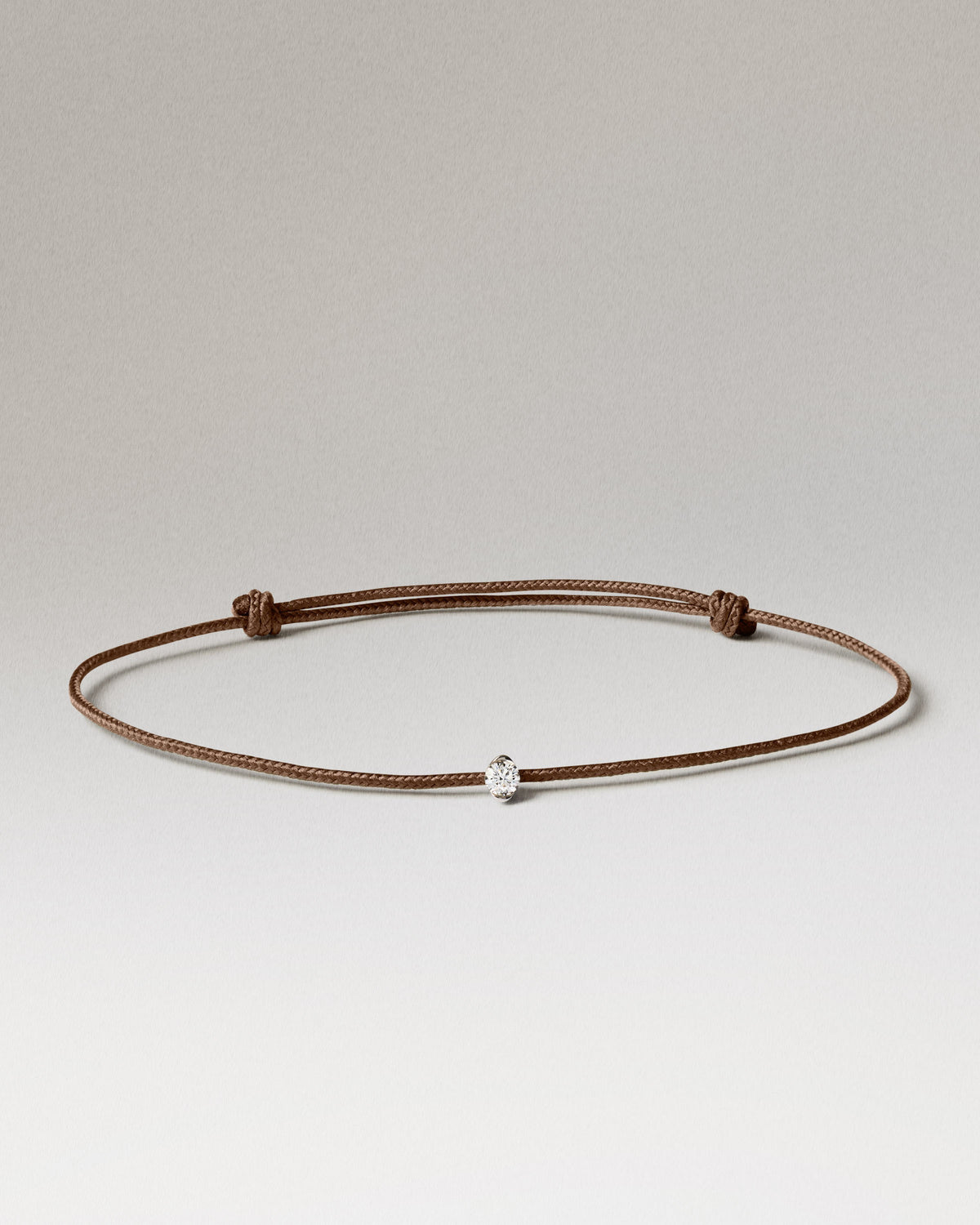 Pulsera Grace de Cordón Taupe en Oro y Diamante - Diamantes / Oro Blanco 18K