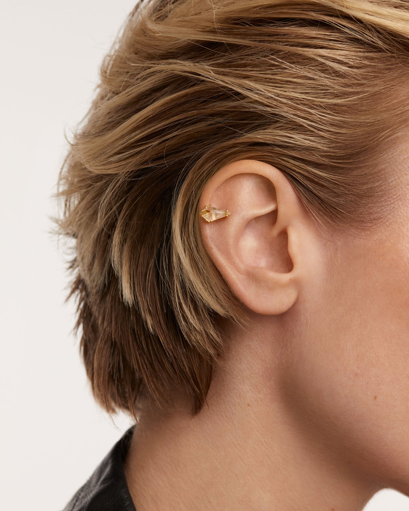 Akiro Rutilated Quartz Single Earring - 
  
    Natural Gemstones / 18K Gold plating
  
