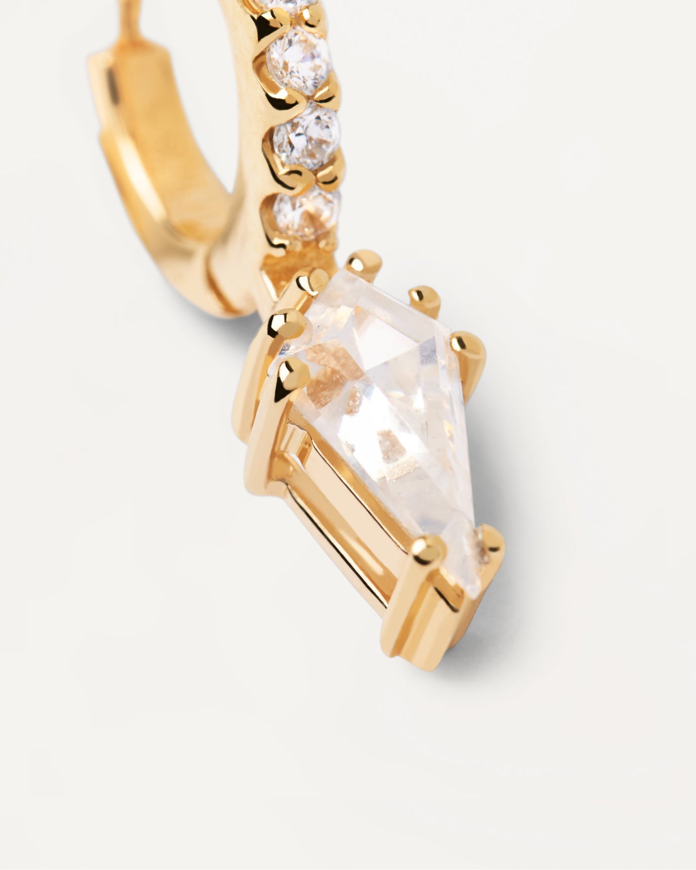 Manila Single Earring - 
  
    18K Yellow Gold
  
