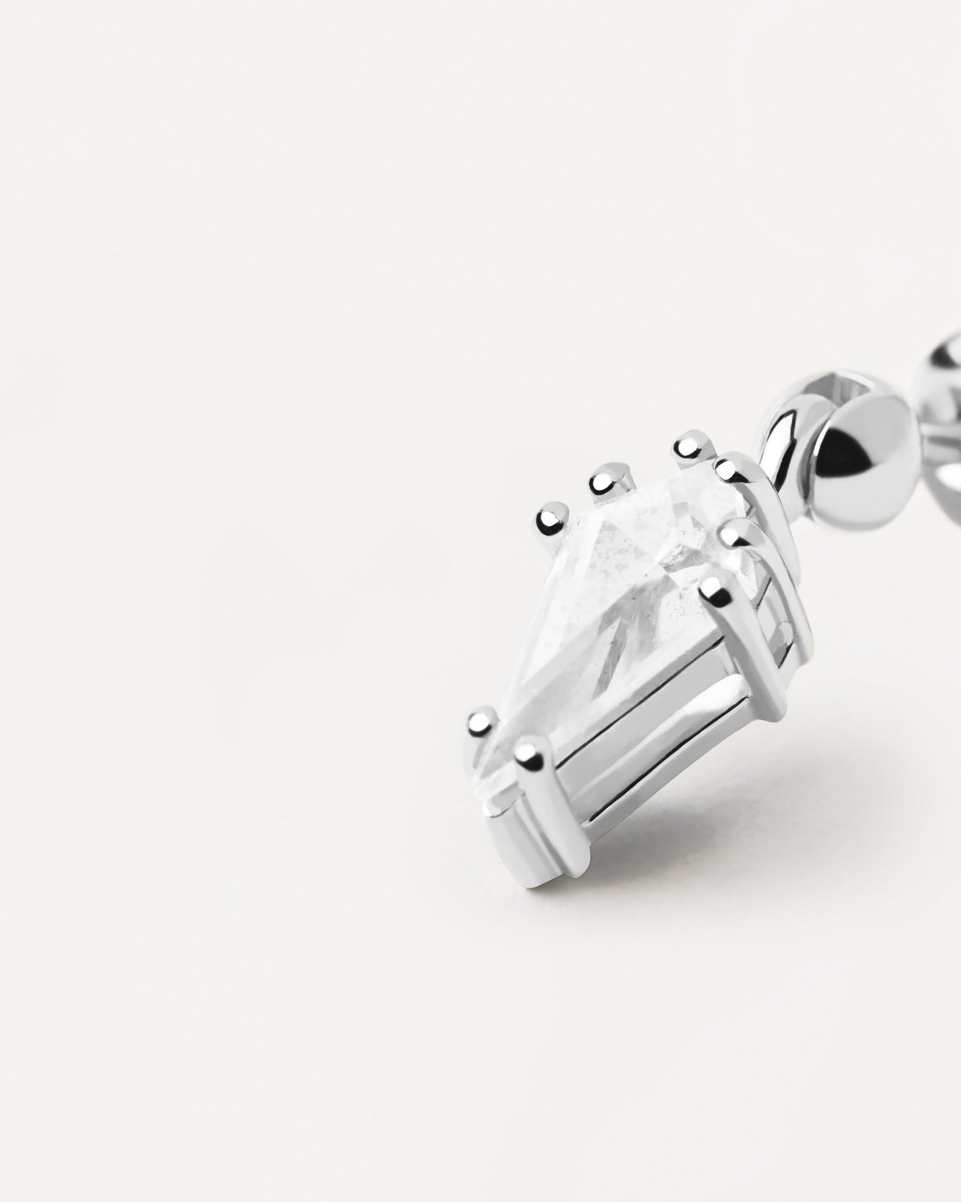 Lua Single Silver Earring - 
  
    Rhodium silver plating
  
