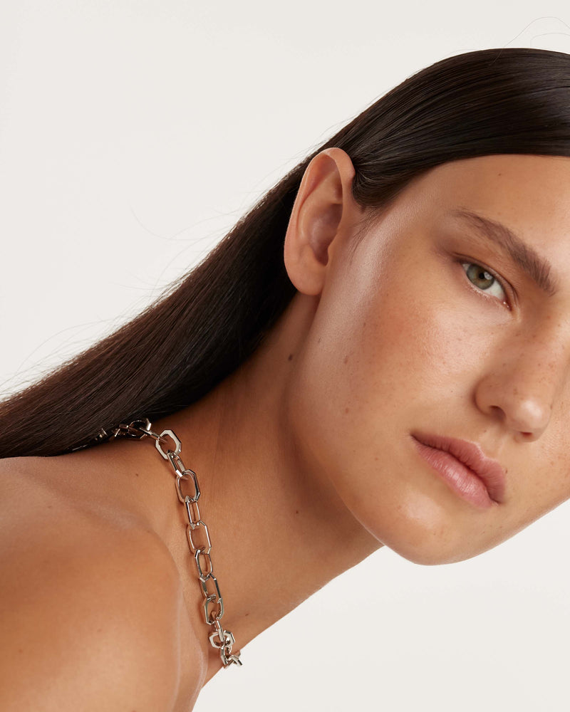 Collier chaine argenté Small Signature - 
  
    Laiton / Placage Argent Rhodié
  
